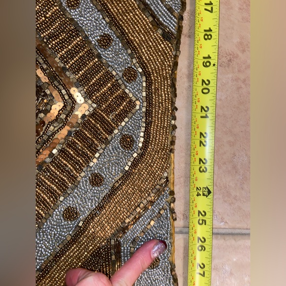 Z Galleries beaded table runner - Picture 7 of 11